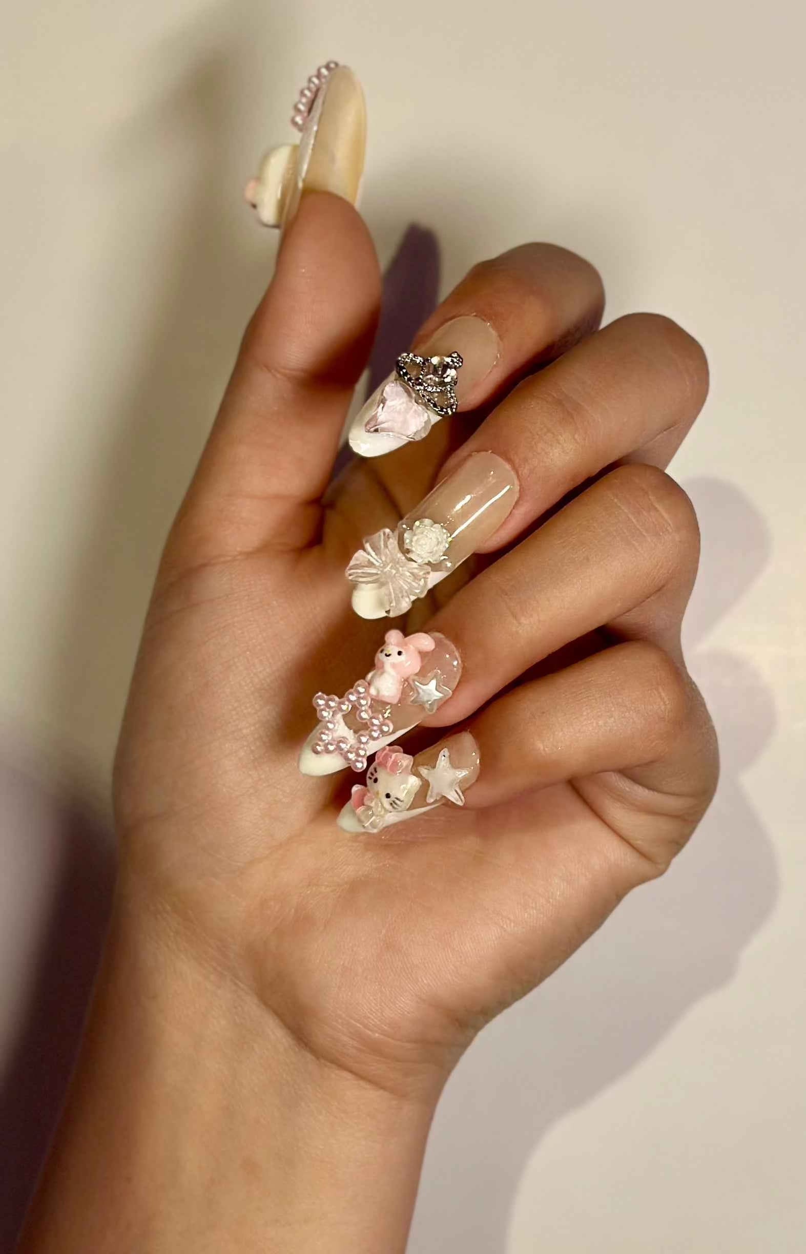Kawaii Hello Kitty 3D Stiletto Nails