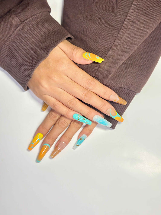 70s-Inspired Stiletto Nails