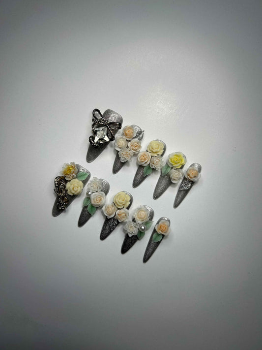 Sliver Rose Charm