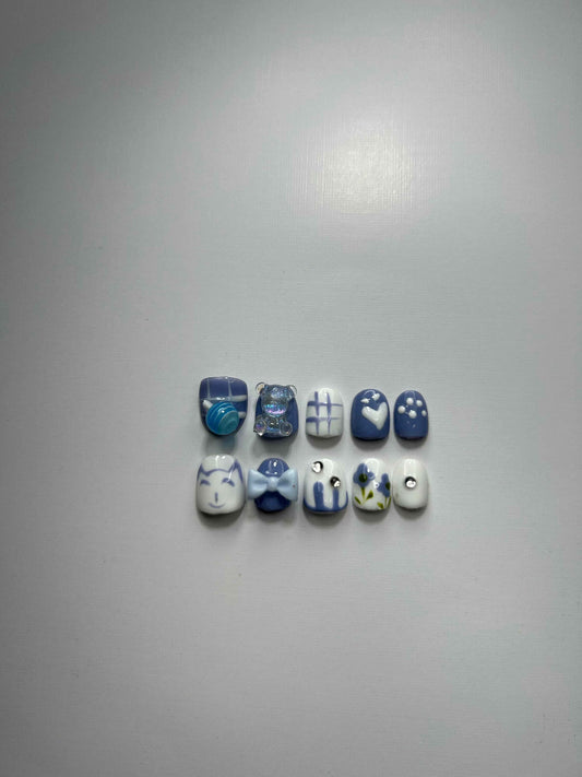 Delft Doodle Kids Nails