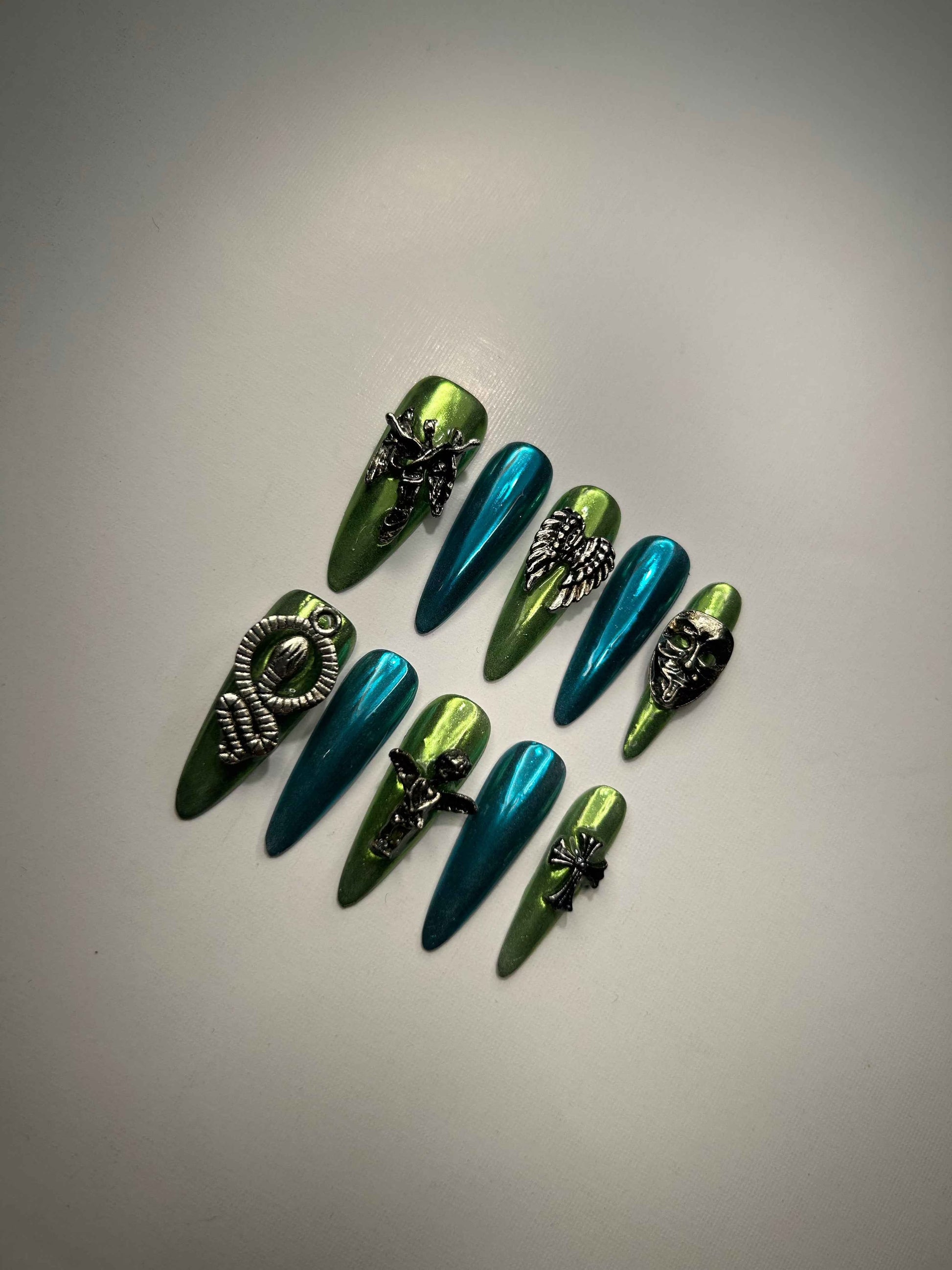 Iridescent Serpent Wing