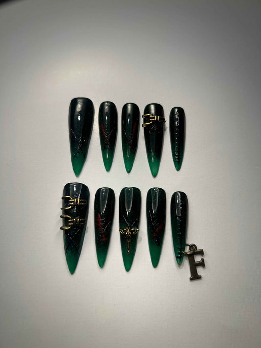 Ebony Green Charm