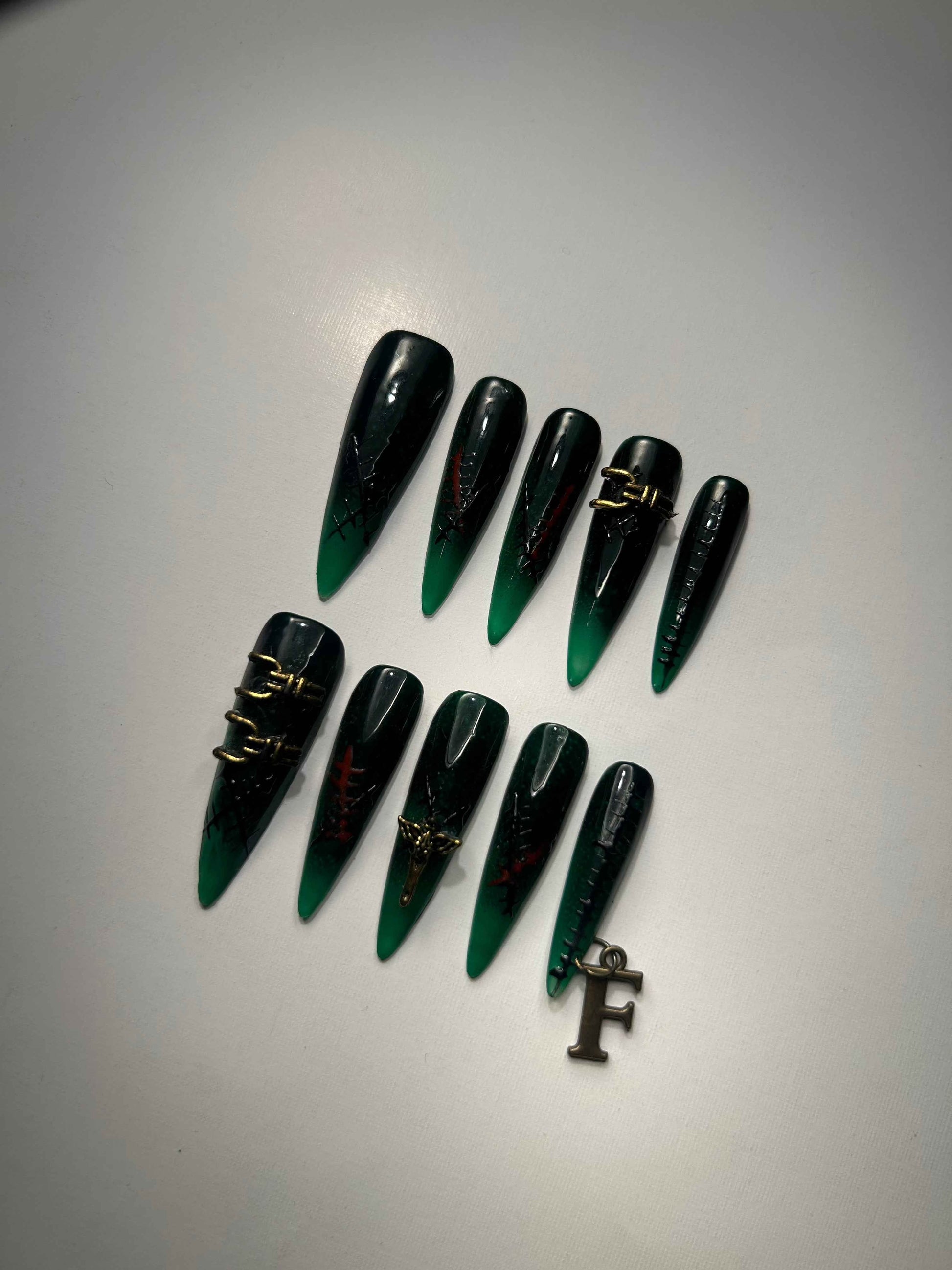 Ebony Green Charm
