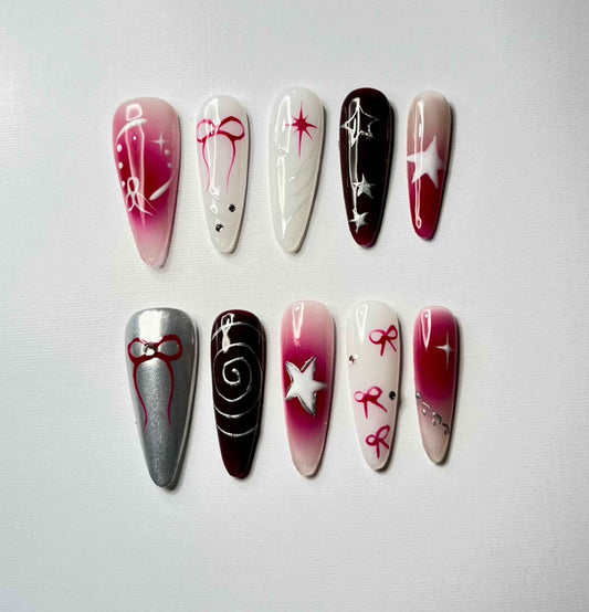 Reddish star nails
