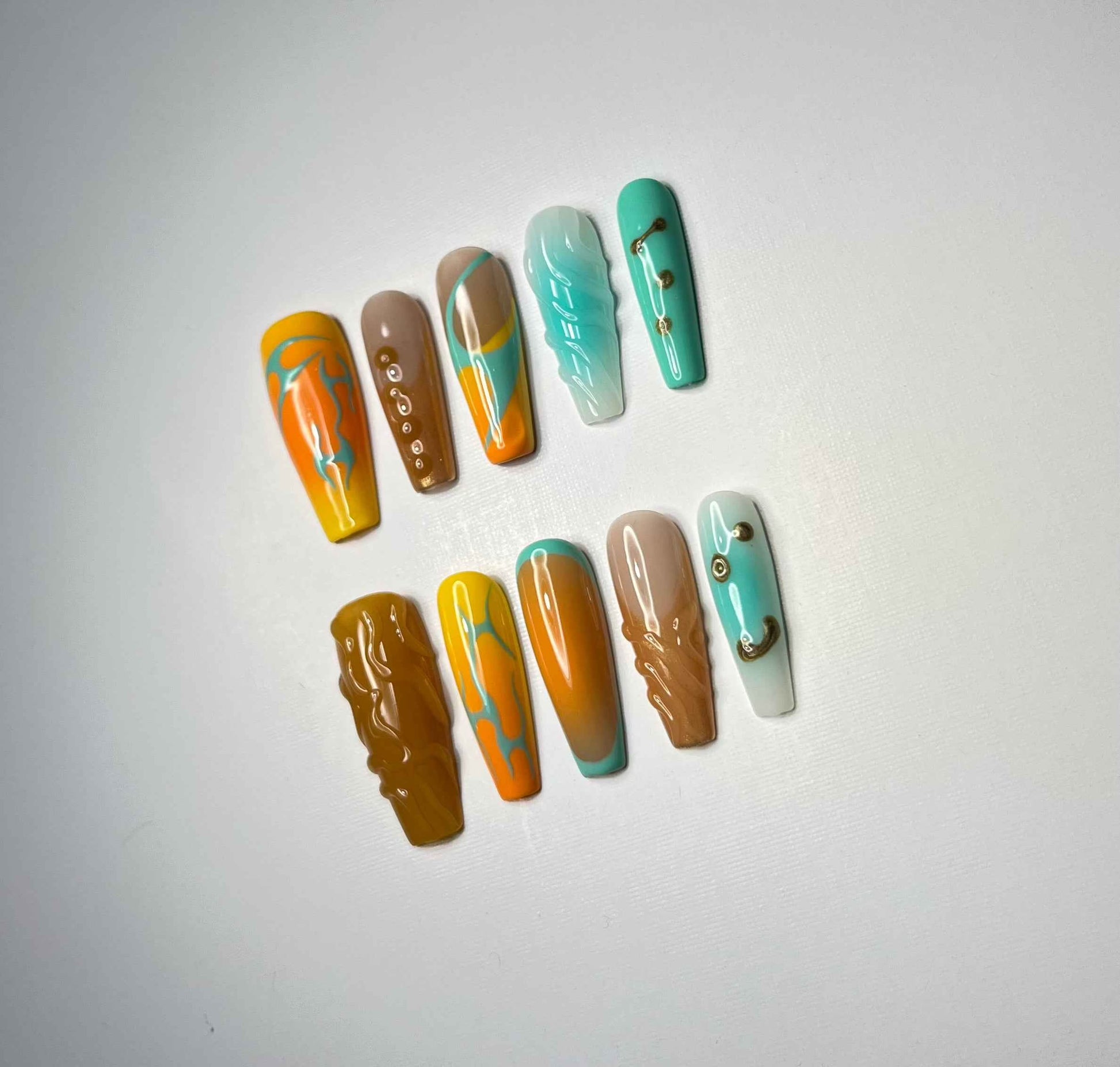 70s-Inspired Stiletto Nails
