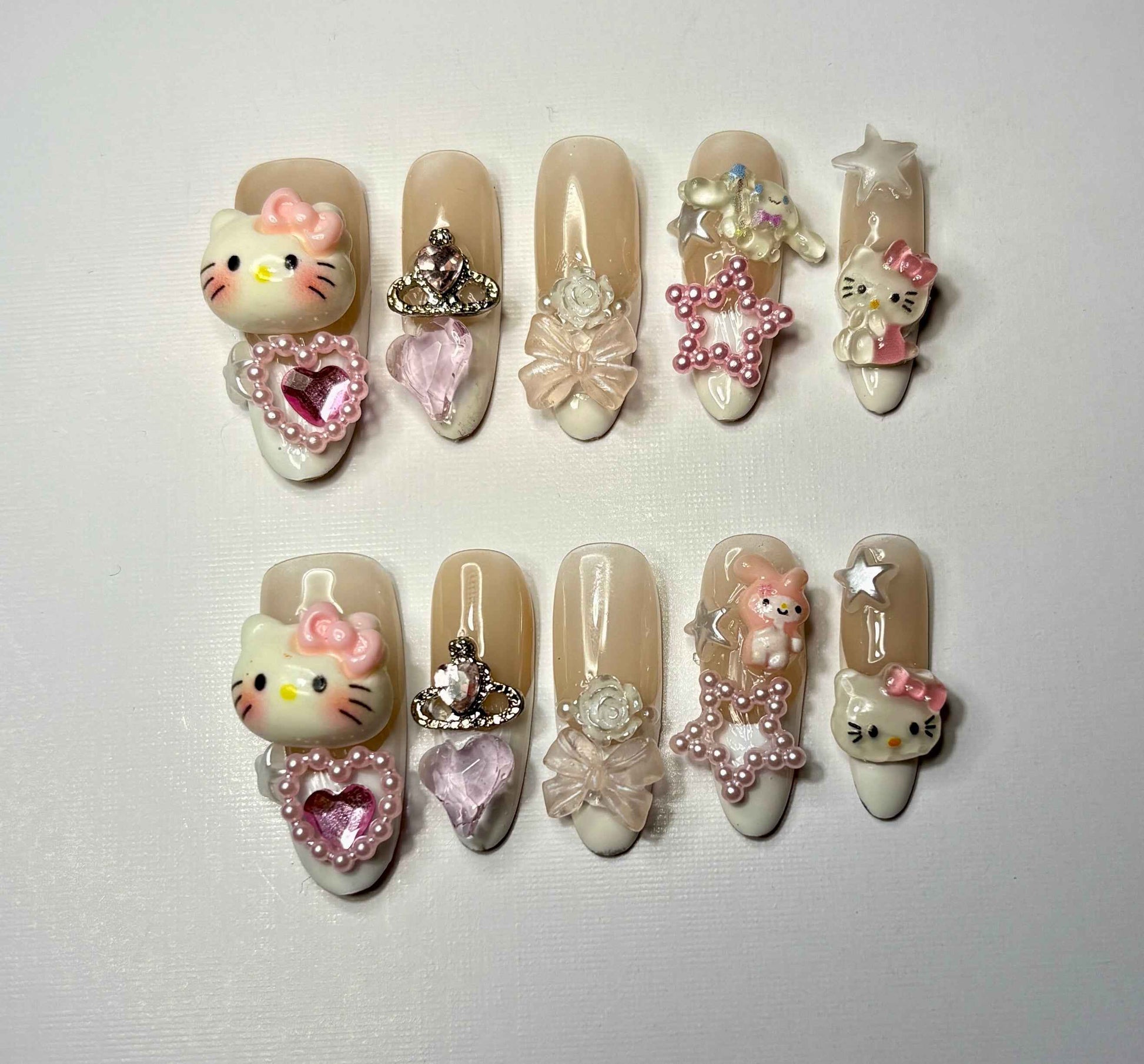 Hellow kitty & westwood nails