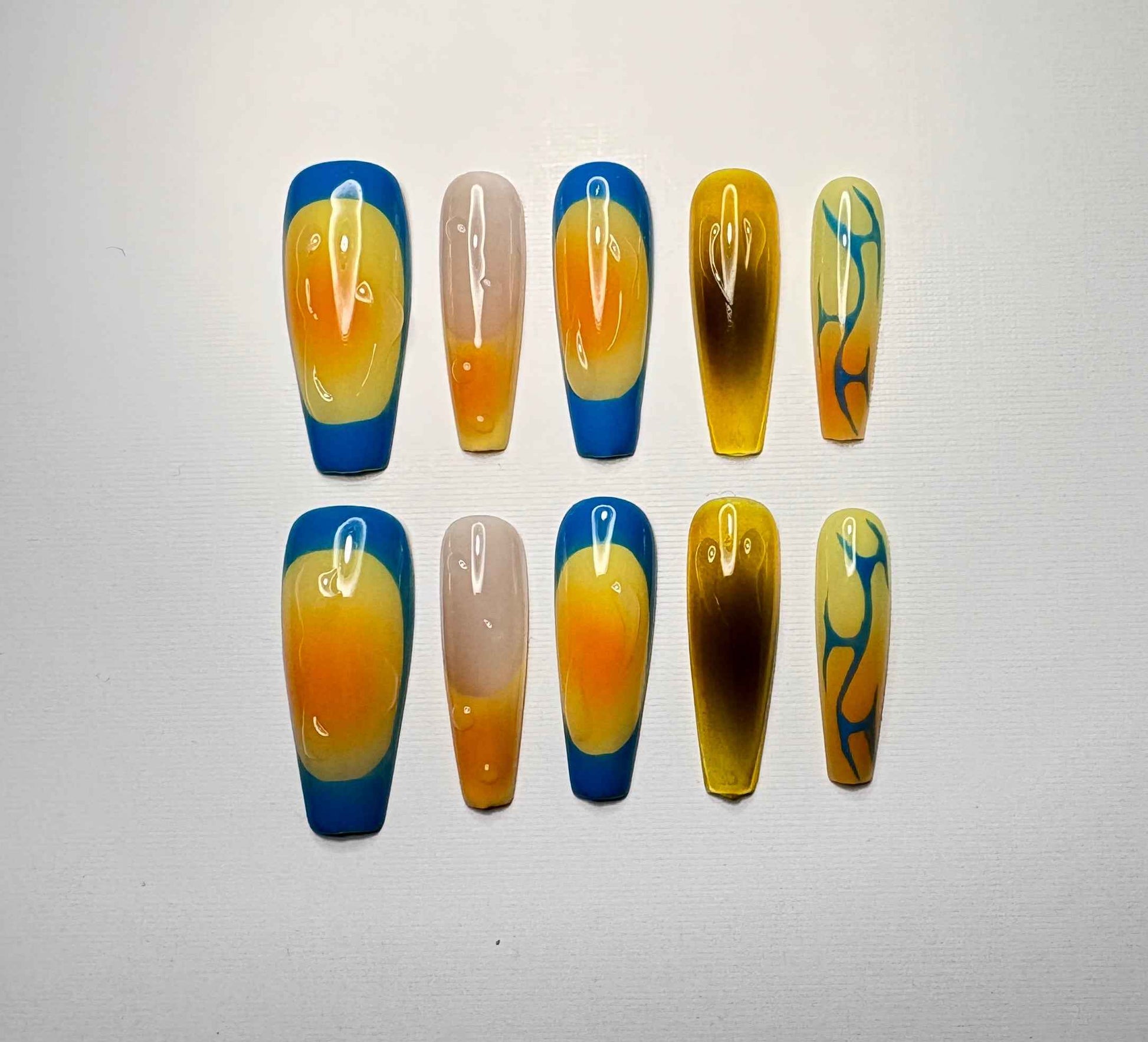 yellow hollow nails